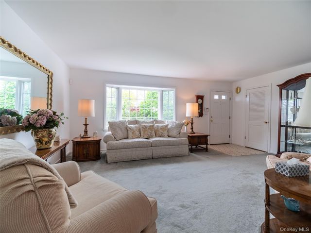 20 Priscilla Lane, Port Chester, NY 10573