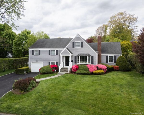 20 Priscilla Lane, Port Chester, NY 10573