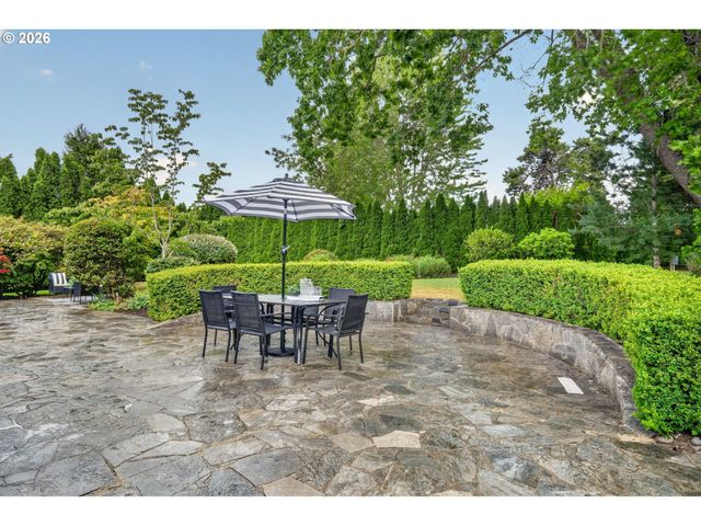 14165 Nw LINMERE Ln, Portland, OR 97229