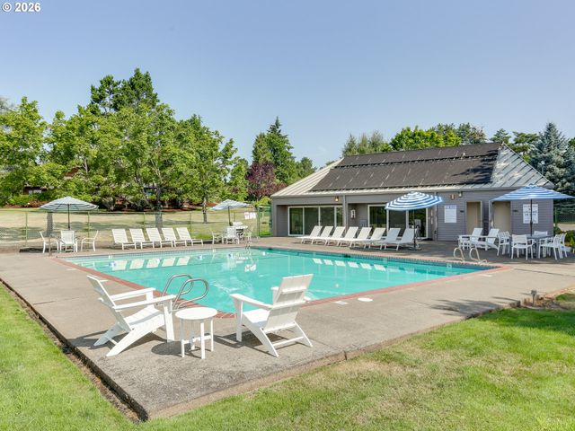 14165 Nw LINMERE Ln, Portland, OR 97229