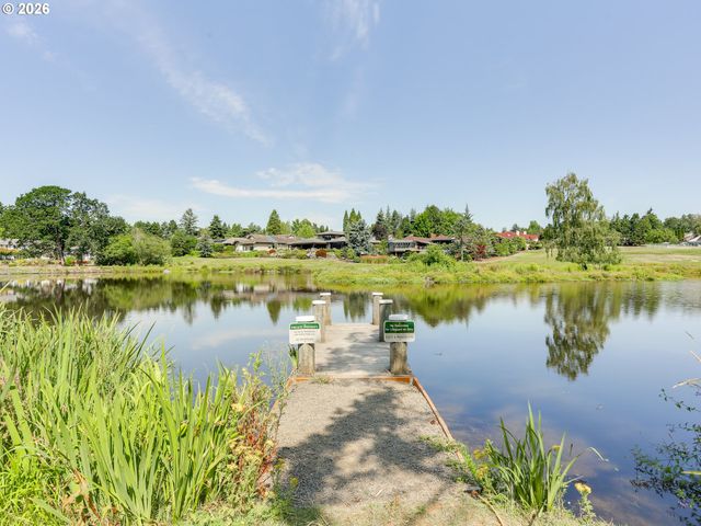 14165 Nw LINMERE Ln, Portland, OR 97229