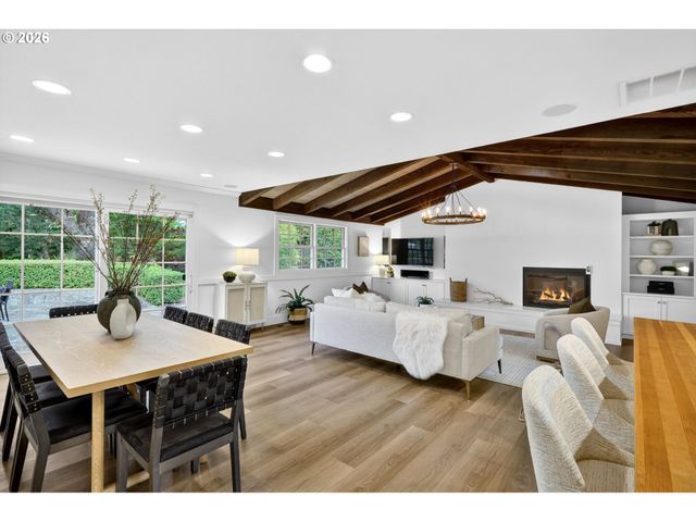 14165 Nw LINMERE Ln, Portland, OR 97229