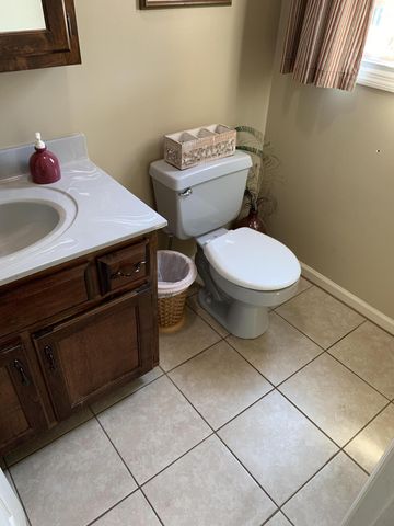 120 Rolling Ridge Drive, Berea, KY 40403