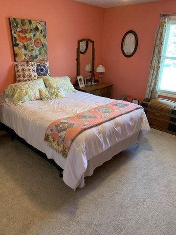 120 Rolling Ridge Drive, Berea, KY 40403