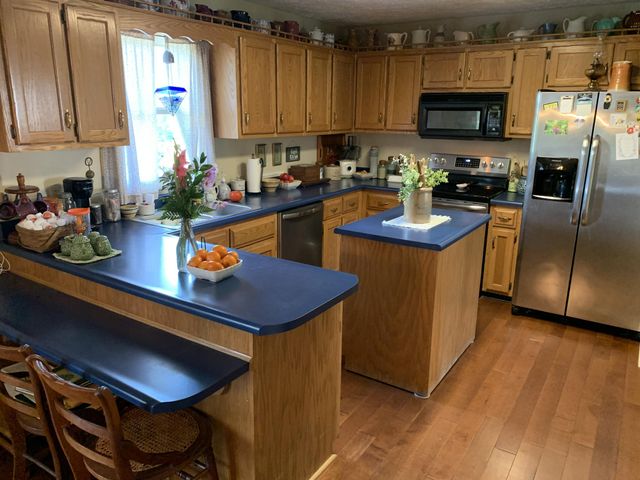 120 Rolling Ridge Drive, Berea, KY 40403
