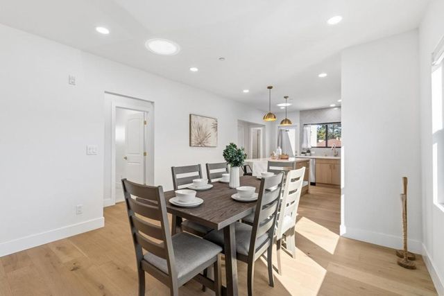 895 Laurel Avenue, Belmont, CA 94002