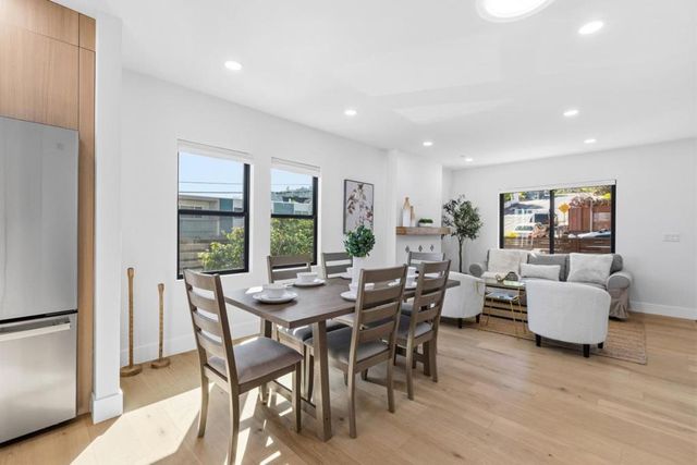 895 Laurel Avenue, Belmont, CA 94002