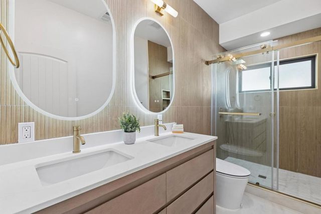 895 Laurel Avenue, Belmont, CA 94002