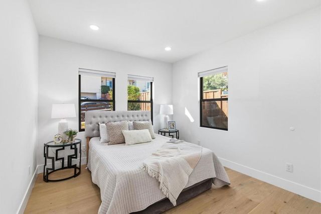 895 Laurel Avenue, Belmont, CA 94002