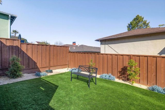 895 Laurel Avenue, Belmont, CA 94002