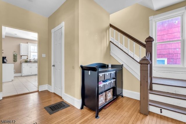 589 Mountain Ave, Bound Brook Boro, NJ 08805