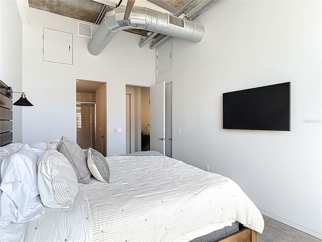 302 SE BROADWAY STREET 240, Ocala, FL 34471