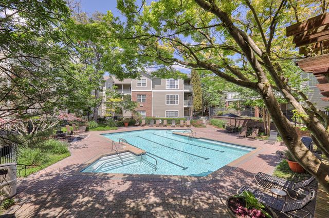 2025 Woodmont Blvd Apt 247, Nashville, TN 37215