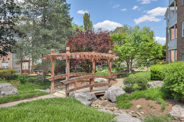 2025 Woodmont Blvd Apt 247, Nashville, TN 37215