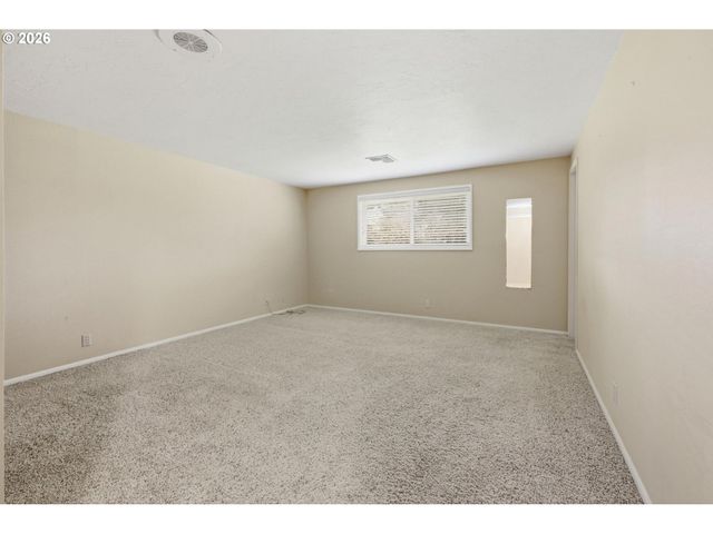 1890 TAYLOR St, Eugene, OR 97405