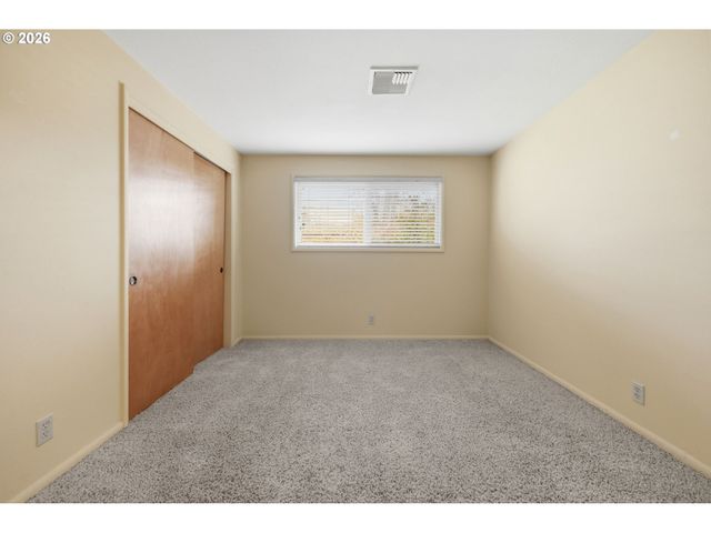 1890 TAYLOR St, Eugene, OR 97405