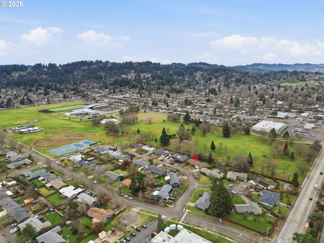 1890 TAYLOR St, Eugene, OR 97405