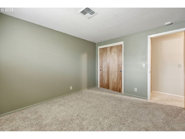 1890 TAYLOR St, Eugene, OR 97405