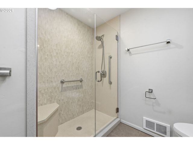 1890 TAYLOR St, Eugene, OR 97405