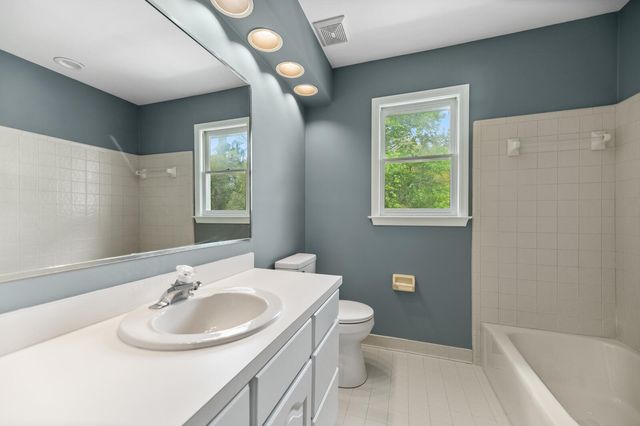 3176 Hagerty Drive, Charleston, SC 29414