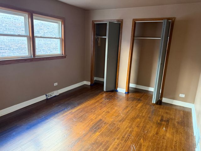 7958 S South Shore Drive, Chicago, IL 60617