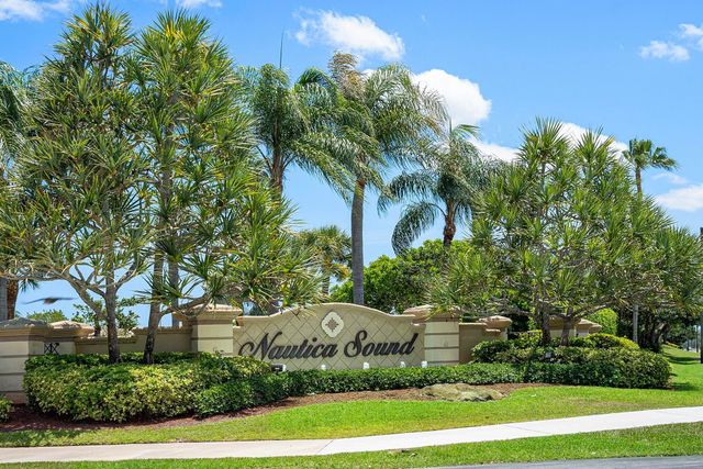3840 Newport Avenue, Boynton Beach, FL 33436
