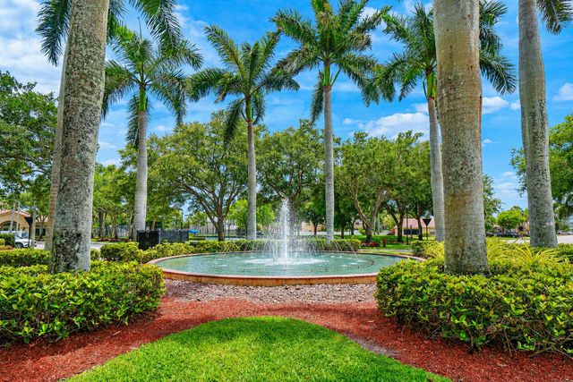 3840 Newport Avenue, Boynton Beach, FL 33436