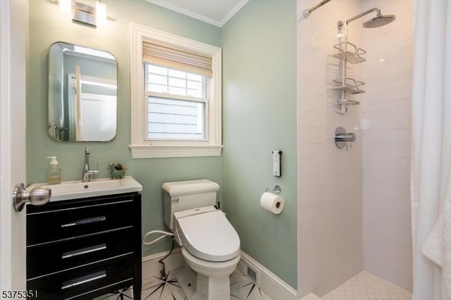 22 Broadview Ave, Maplewood Twp., NJ 07040