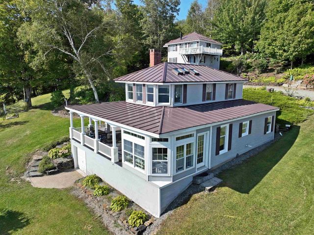 1661 Pageant Park Road, Barton, VT 05822