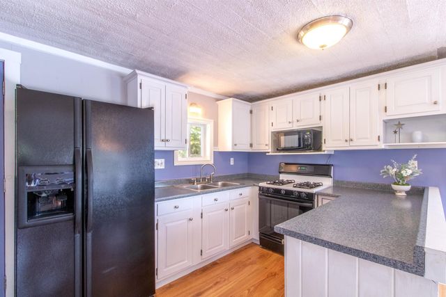 1661 Pageant Park Road, Barton, VT 05822