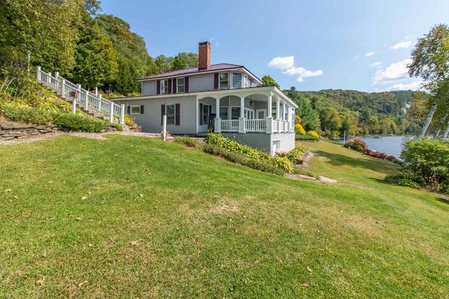 1661 Pageant Park Road, Barton, VT 05822