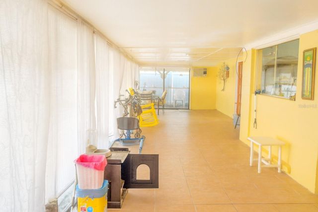 8013 W ELM STREET, Tampa, FL 33615