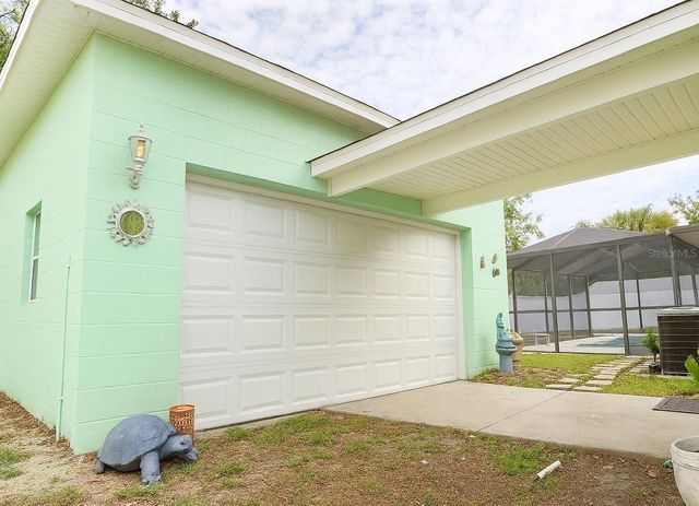 8013 W ELM STREET, Tampa, FL 33615