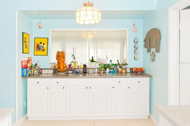 8013 W ELM STREET, Tampa, FL 33615