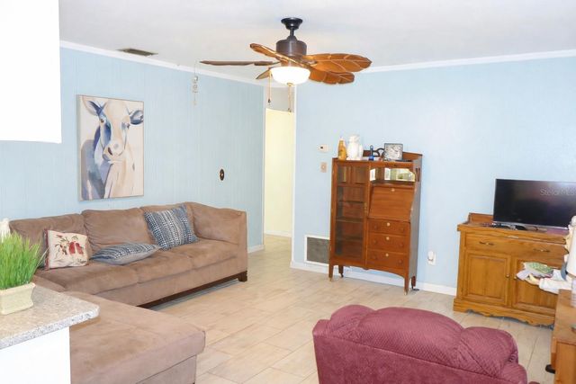 8013 W ELM STREET, Tampa, FL 33615