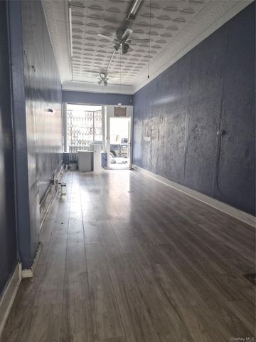 73 S 3rd Avenue, Mount Vernon, NY 10550