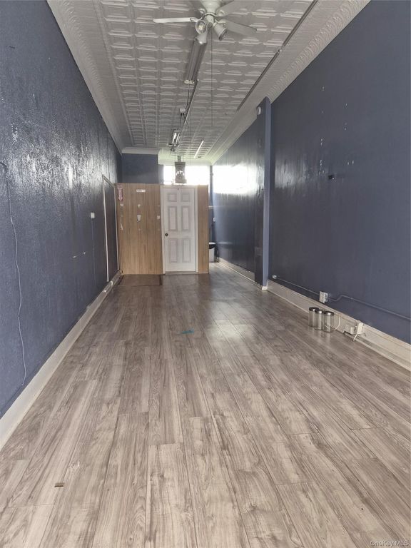 73 S 3rd Avenue, Mount Vernon, NY 10550