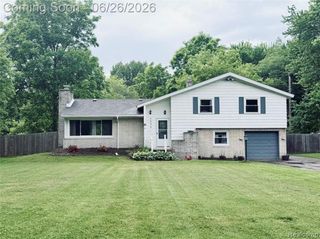 3555 Wilson Drive, Fort Gratiot, MI 48059