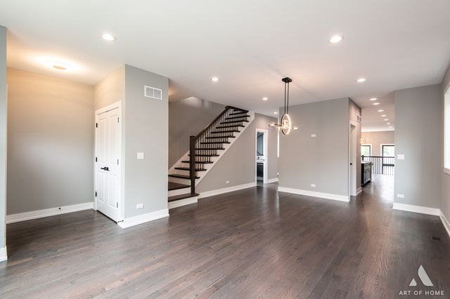 6908 26th Street, Berwyn, IL 60402