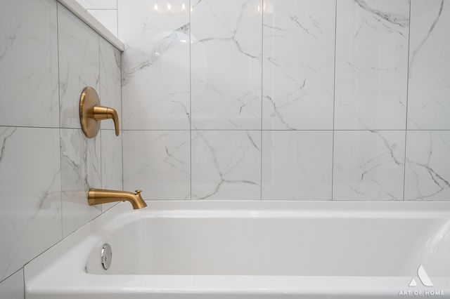 6908 26th Street, Berwyn, IL 60402