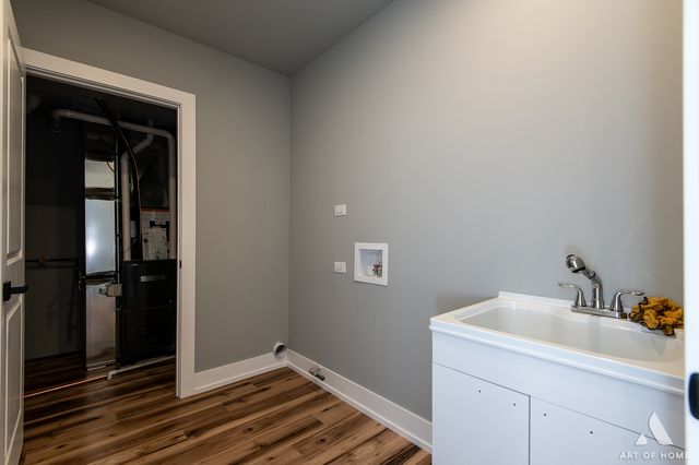 6908 26th Street, Berwyn, IL 60402