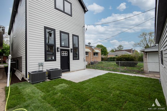 6908 26th Street, Berwyn, IL 60402