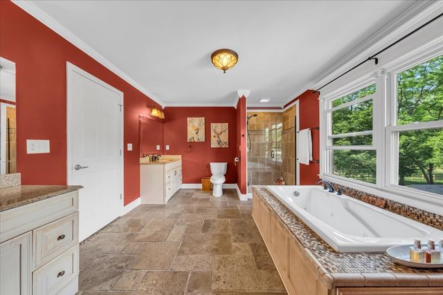 1205 Sycamore Dr, Manchester, TN 37355
