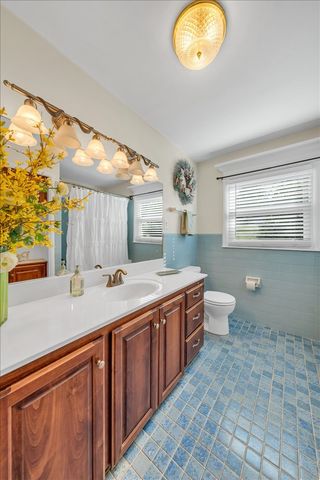 1205 Sycamore Dr, Manchester, TN 37355