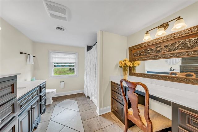 1205 Sycamore Dr, Manchester, TN 37355