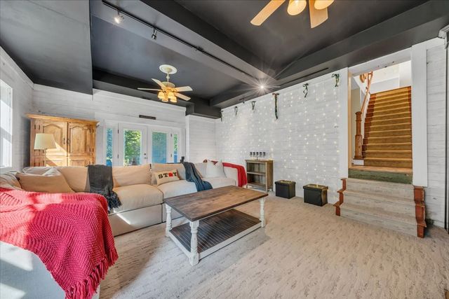 1205 Sycamore Dr, Manchester, TN 37355