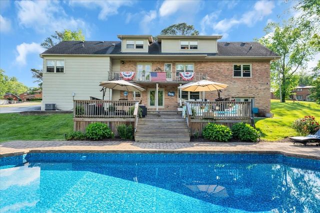 1205 Sycamore Dr, Manchester, TN 37355