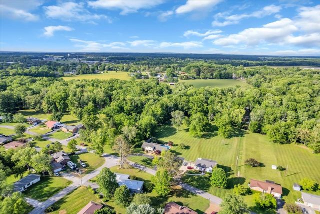 1205 Sycamore Dr, Manchester, TN 37355
