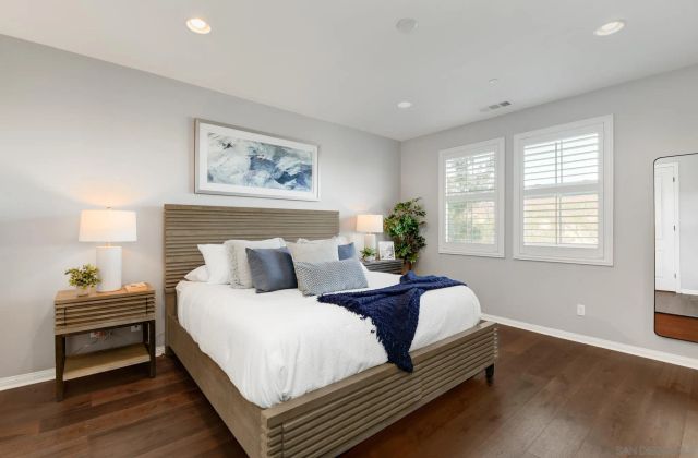 15947 Parkview Loop, San Diego, CA 92127