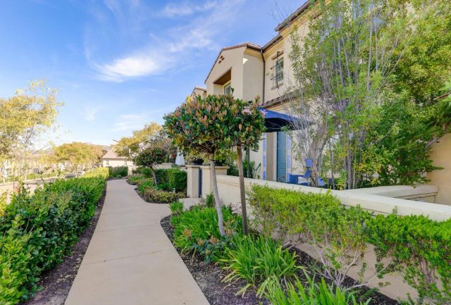 15947 Parkview Loop, San Diego, CA 92127